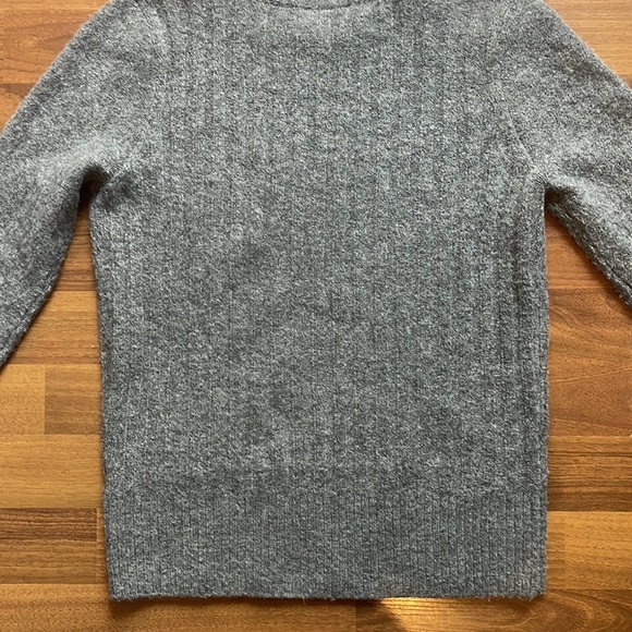 Topshop women’s US4 sweater - Picture 6 of 6
